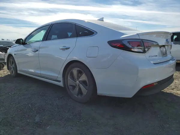 KMHE14L28HA061041 2017 HYUNDAI SONATA - Image 2