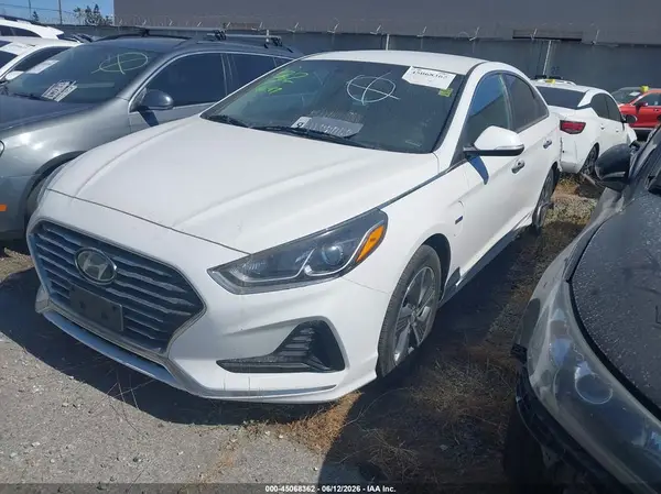 KMHE14L29KA091298 2019 HYUNDAI SONATA - Image 2
