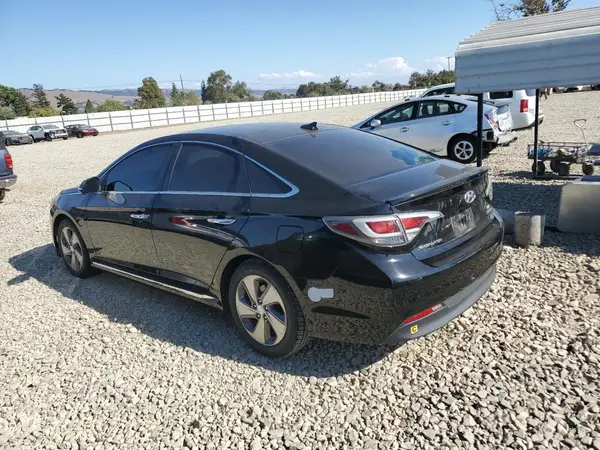 KMHE14L2XHA059890 2017 HYUNDAI SONATA - Image 2