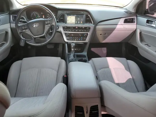 KMHE14L2XHA059890 2017 HYUNDAI SONATA - Image 8