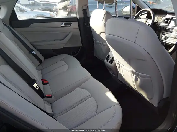 KMHE14L2XHA074650 2017 HYUNDAI SONATA - Image 8