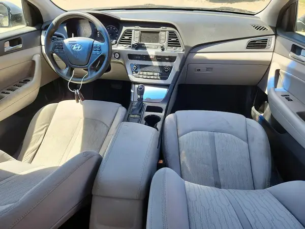 KMHE24L10GA011804 2016 HYUNDAI SONATA - Image 8