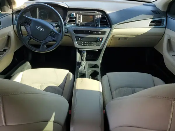 KMHE24L10GA011818 2016 HYUNDAI SONATA - Image 8
