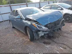 KMHE24L10GA011883 2016 HYUNDAI SONATA