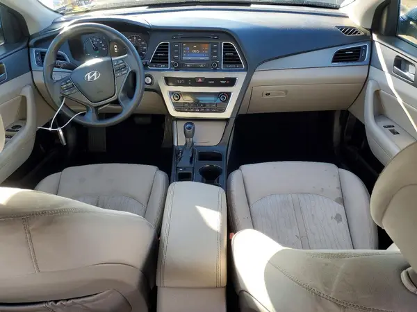 KMHE24L10GA012869 2016 HYUNDAI SONATA - Image 8