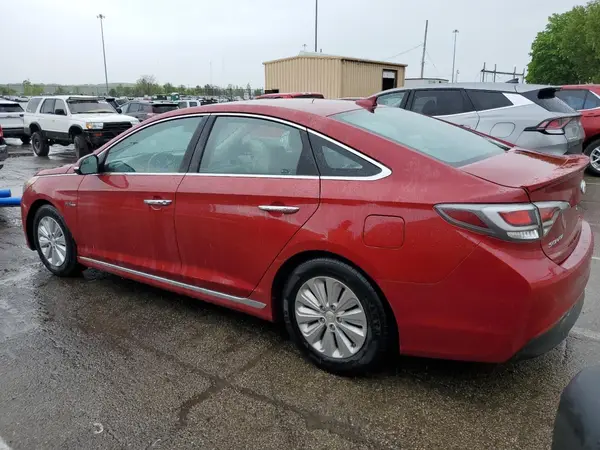 KMHE24L10GA016999 2016 HYUNDAI SONATA - Image 2