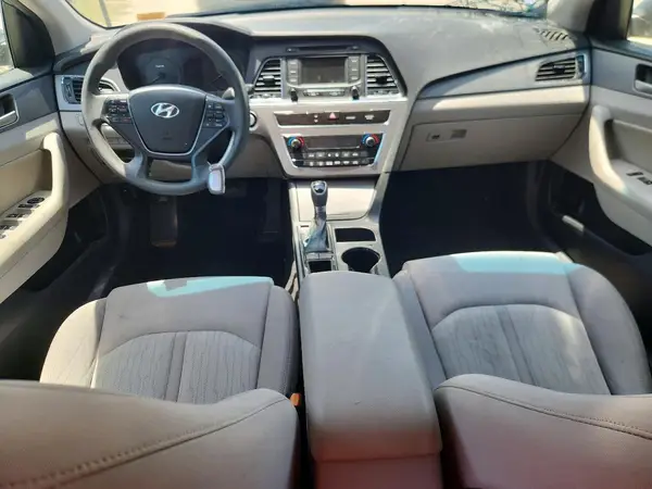 KMHE24L10GA019255 2016 HYUNDAI SONATA - Image 8