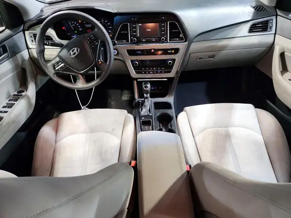 KMHE24L10GA023483 2016 HYUNDAI SONATA - Image 8