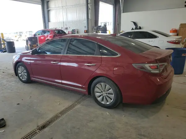KMHE24L10GA026075 2016 HYUNDAI SONATA - Image 2