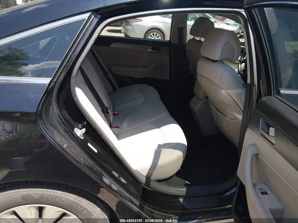 KMHE24L10GA029915 2016 HYUNDAI SONATA - Image 8