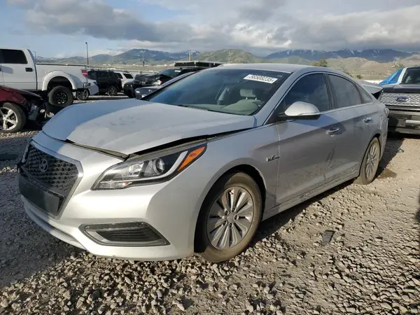 KMHE24L10GA030109 2016 HYUNDAI SONATA - Image 1