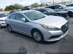 KMHE24L10GA030188 2016 HYUNDAI SONATA