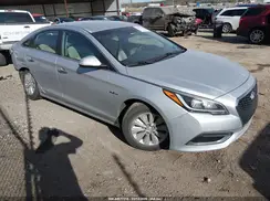 KMHE24L10GA035391 2016 HYUNDAI SONATA