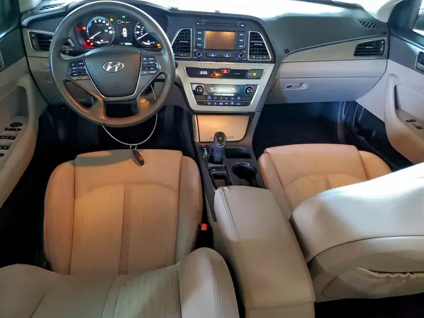 KMHE24L10GA037626 2016 HYUNDAI SONATA - Image 8