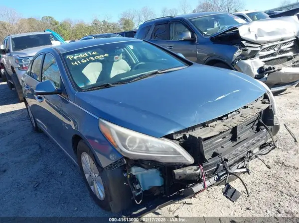 KMHE24L10GA038078 2016 HYUNDAI SONATA - Image 1