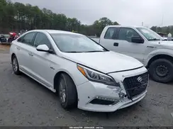 KMHE24L10GA038811 2016 HYUNDAI SONATA