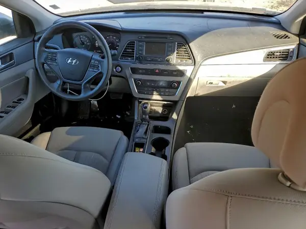 KMHE24L10GA039036 2016 HYUNDAI SONATA - Image 8