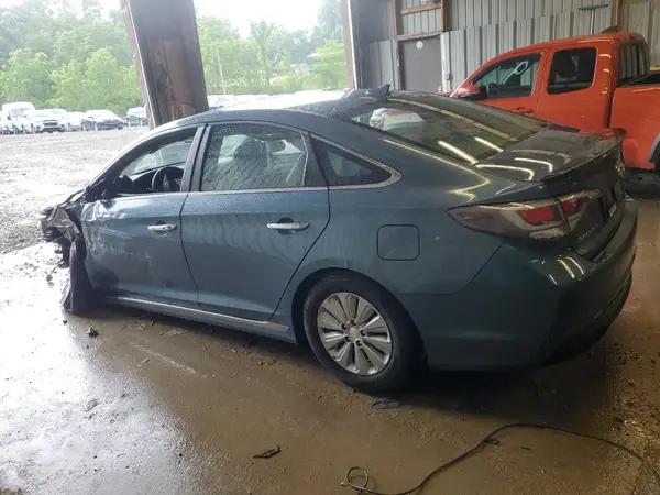 KMHE24L10GA039540 2016 HYUNDAI SONATA - Image 2
