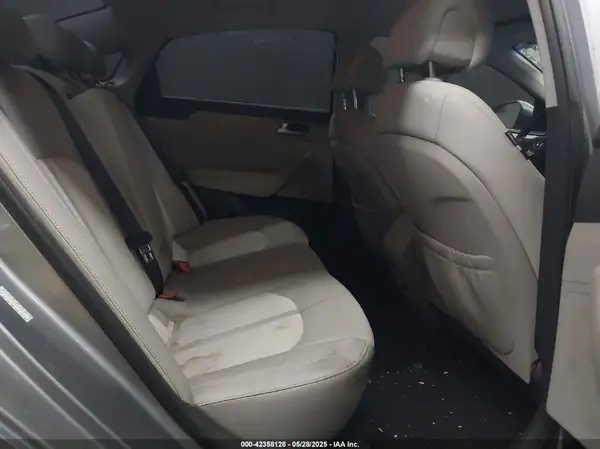 KMHE24L10GAD09146 2016 HYUNDAI SONATA - Image 8