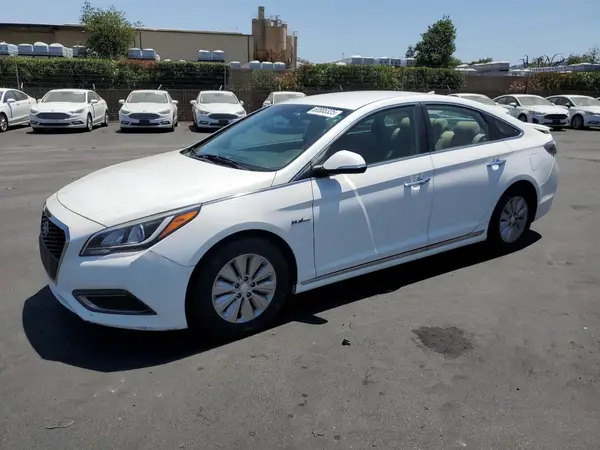KMHE24L10HA044397 2017 HYUNDAI SONATA - Image 1