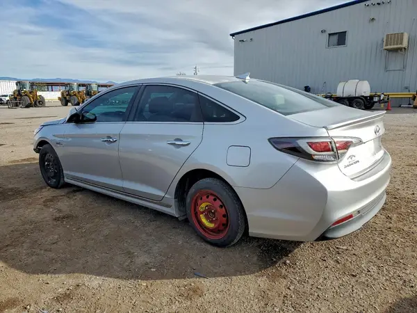 KMHE24L10HA045758 2017 HYUNDAI SONATA - Image 2