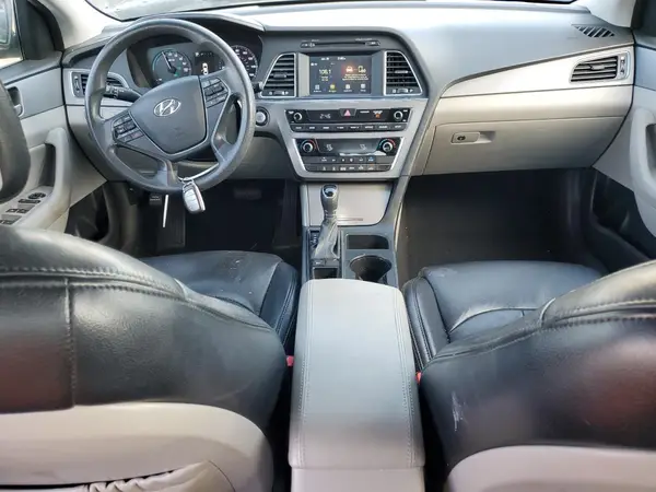 KMHE24L10HA047610 2017 HYUNDAI SONATA - Image 8