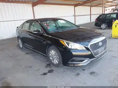 KMHE24L10HA048563 2017 HYUNDAI SONATA