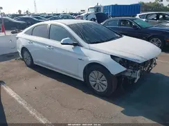 KMHE24L10HA048613 2017 HYUNDAI SONATA