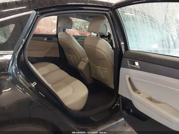 KMHE24L10HA055464 2017 HYUNDAI SONATA - Image 8