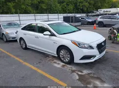 KMHE24L10HA055674 2017 HYUNDAI SONATA