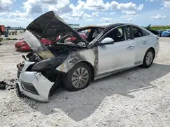 KMHE24L11GA010676 2016 HYUNDAI SONATA