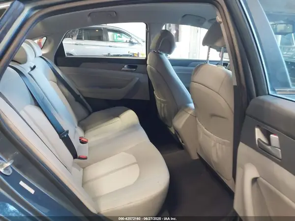 KMHE24L11GA012430 2016 HYUNDAI SONATA - Image 8