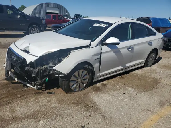 KMHE24L11GA013190 2016 HYUNDAI SONATA - Image 1