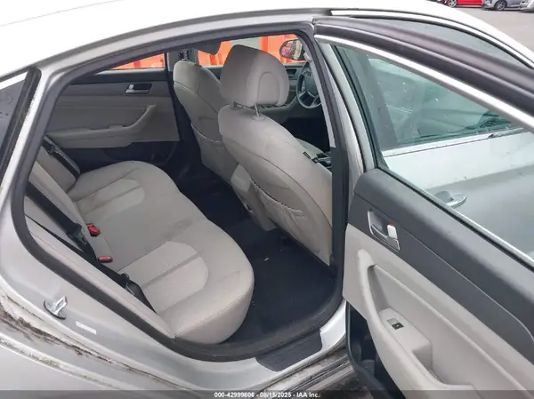 KMHE24L11GA013450 2016 HYUNDAI SONATA - Image 8
