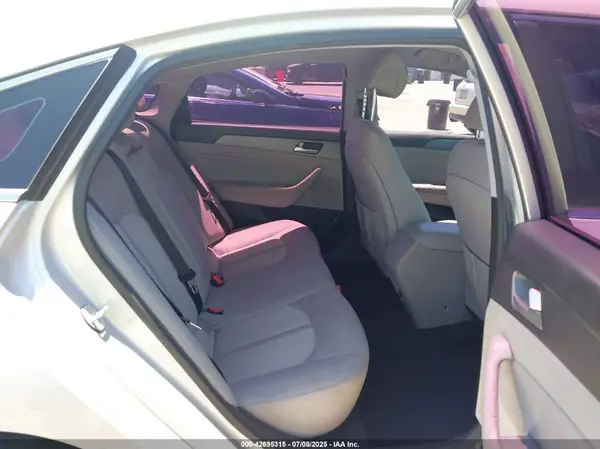 KMHE24L11GA014422 2016 HYUNDAI SONATA - Image 8