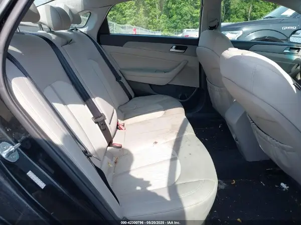KMHE24L11GA018549 2016 HYUNDAI SONATA - Image 8
