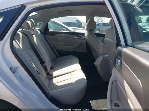KMHE24L11GA023329 2016 HYUNDAI SONATA - Image 8