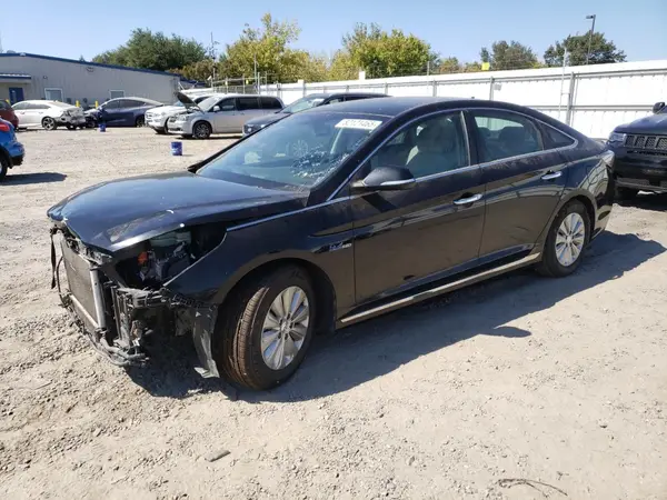 KMHE24L11GA025968 2016 HYUNDAI SONATA - Image 1
