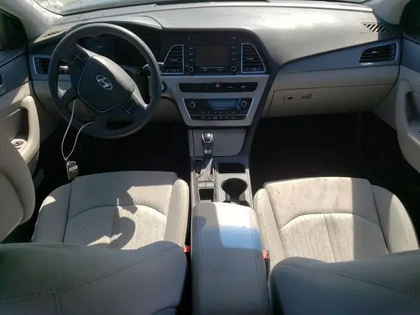 KMHE24L11GA025968 2016 HYUNDAI SONATA - Image 8