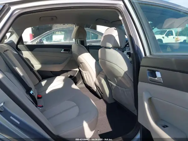 KMHE24L11GA026148 2016 HYUNDAI SONATA - Image 8