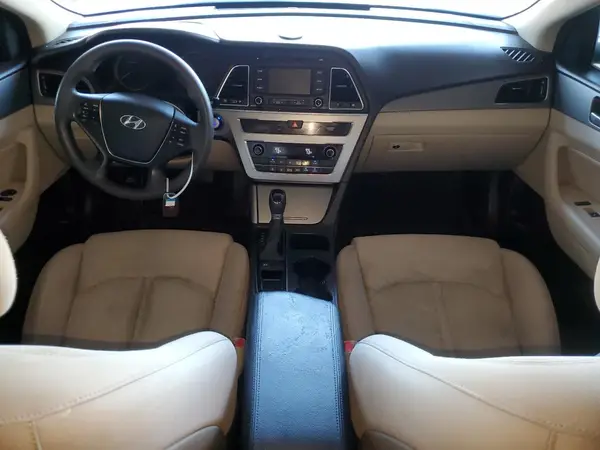 KMHE24L11GA031799 2016 HYUNDAI SONATA - Image 8