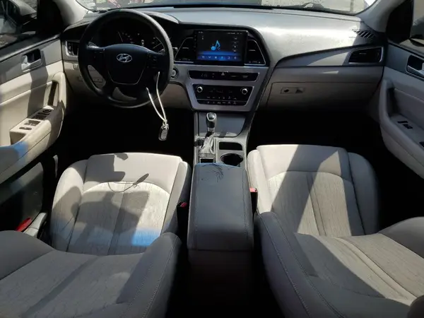 KMHE24L11GA032483 2016 HYUNDAI SONATA - Image 8