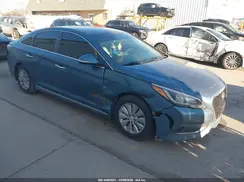 KMHE24L11GA036243 2016 HYUNDAI SONATA