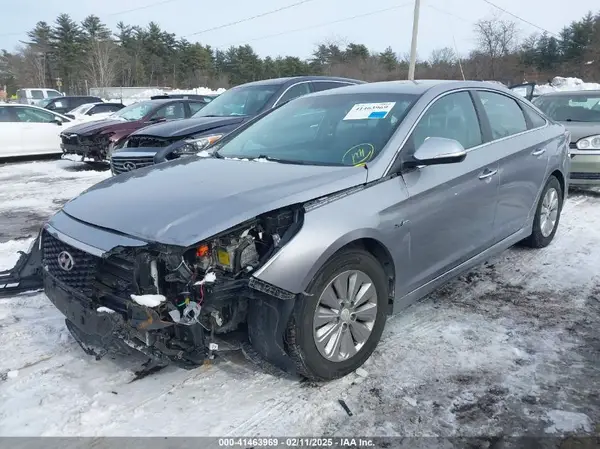 KMHE24L11GA036436 2016 HYUNDAI SONATA - Image 2
