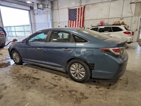 KMHE24L11GA037621 2016 HYUNDAI SONATA - Image 2