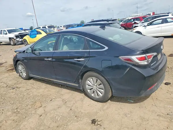 KMHE24L11GA039210 2016 HYUNDAI SONATA - Image 2