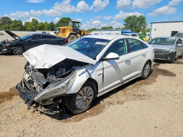 KMHE24L11GA039241 2016 HYUNDAI SONATA - Image 1