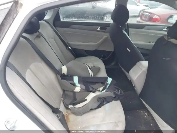 KMHE24L11GA040938 2016 HYUNDAI SONATA - Image 8
