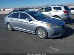 KMHE24L11HA045879 2017 HYUNDAI SONATA