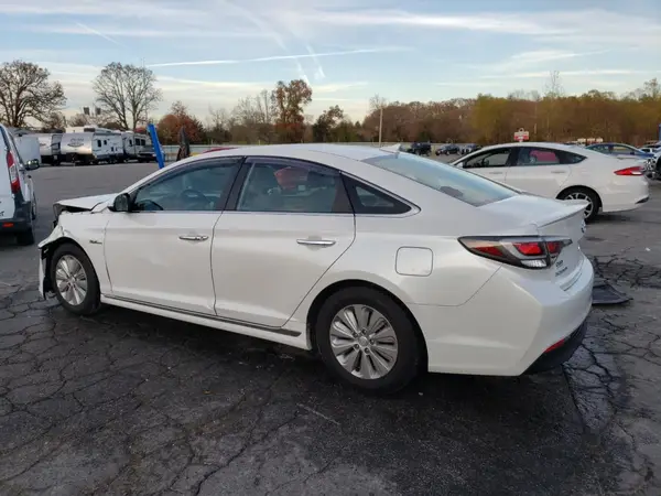 KMHE24L11HA048507 2017 HYUNDAI SONATA - Image 2
